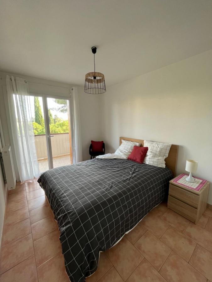 T2 Avec Terrasse & Parking A 5 Min Du Centre, 10 Min Des Plages Hyères Exteriér fotografie